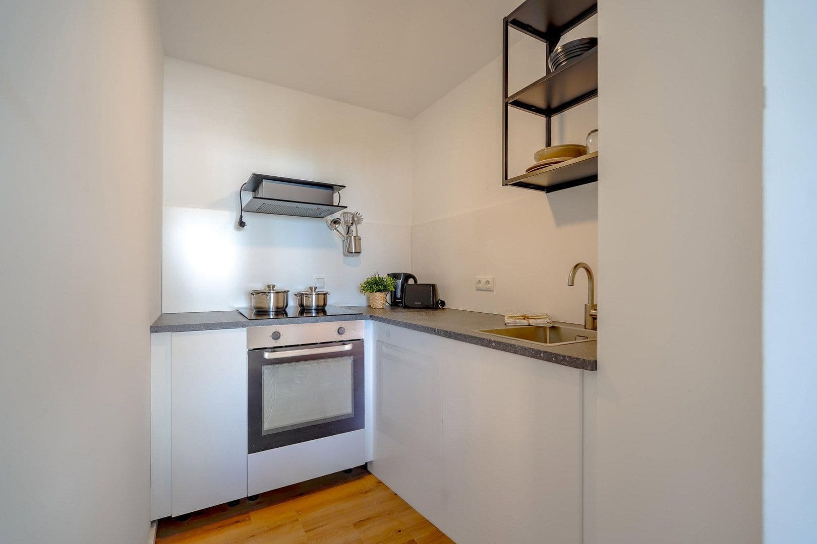 1 bedroom flat to rent, 34 m², Sigmund-Freud-Straße 105, Frankfurt, Hesse 1 bedroom flat to rent, 34 m², Sigmund-Freud-Straße 105, Frankfurt, Hesse