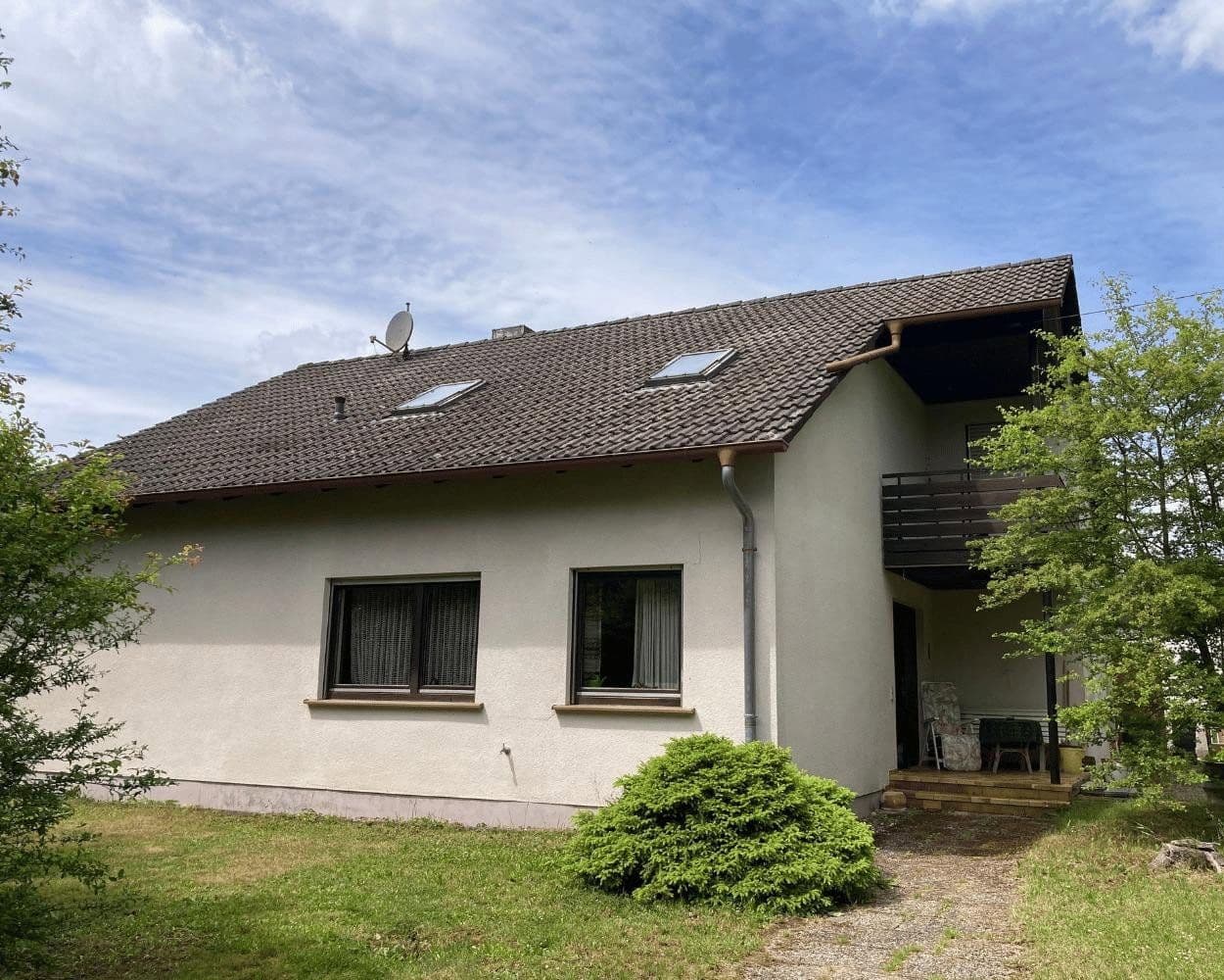 house for sale, 180 m², Sulzdorf an der Lederhecke, Bavaria house for sale, 180 m², Sulzdorf an der Lederhecke, Bavaria