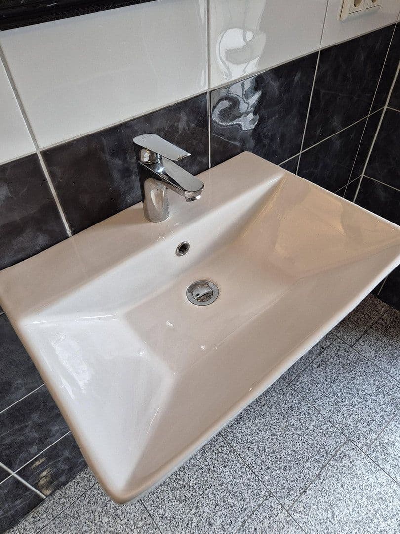 1 bedroom with open-plan kitchen flat to rent, 52 m², Friedrich-Engels-Str. 37, Fürstenwalde/Spree, Brandenburg 1 bedroom with open-plan kitchen flat to rent, 52 m², Friedrich-Engels-Str. 37, Fürstenwalde/Spree, Brandenburg