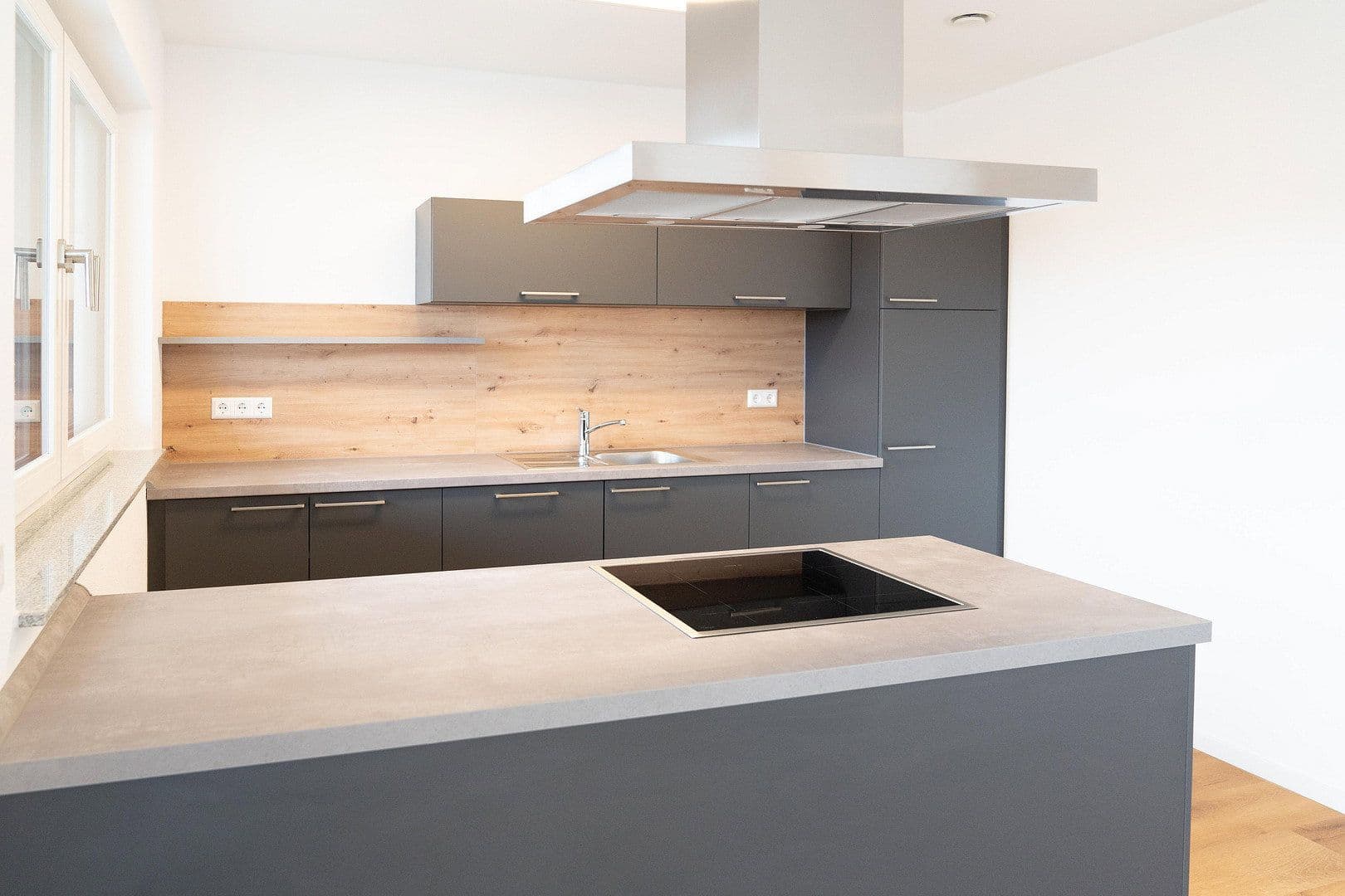2 bedroom with open-plan kitchen flat to rent, 101 m², Dietenheim, Baden-Württemberg 2 bedroom with open-plan kitchen flat to rent, 101 m², Dietenheim, Baden-Württemberg