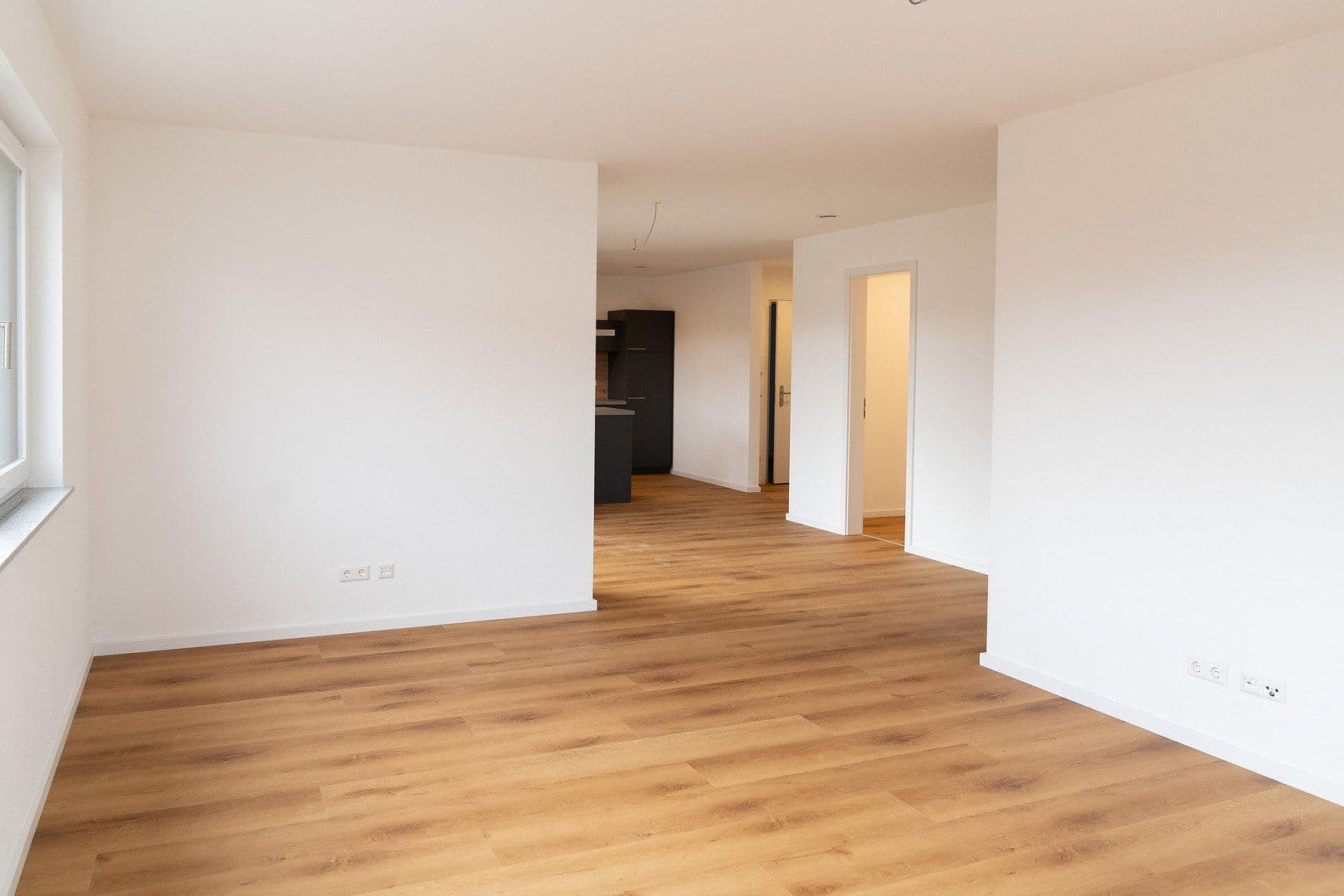 2 bedroom with open-plan kitchen flat to rent, 101 m², Dietenheim, Baden-Württemberg 2 bedroom with open-plan kitchen flat to rent, 101 m², Dietenheim, Baden-Württemberg