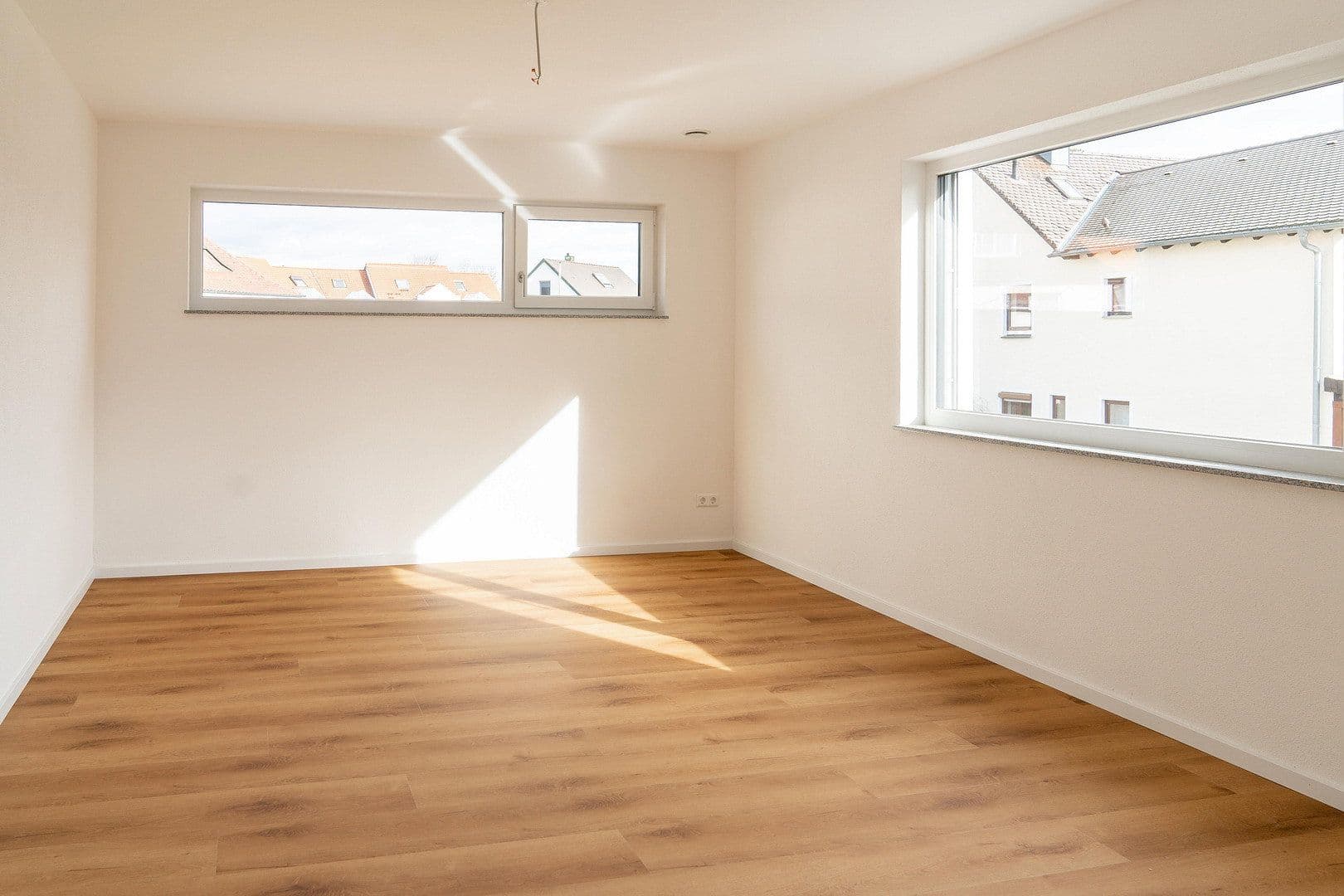 2 bedroom with open-plan kitchen flat to rent, 101 m², Dietenheim, Baden-Württemberg 2 bedroom with open-plan kitchen flat to rent, 101 m², Dietenheim, Baden-Württemberg