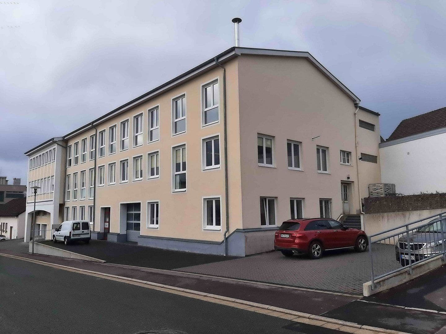 non-residential property to rent, 431 m², An der Steinert 7, Lüdenscheid, North Rhine-Westphalia non-residential property to rent, 431 m², An der Steinert 7, Lüdenscheid, North Rhine-Westphalia