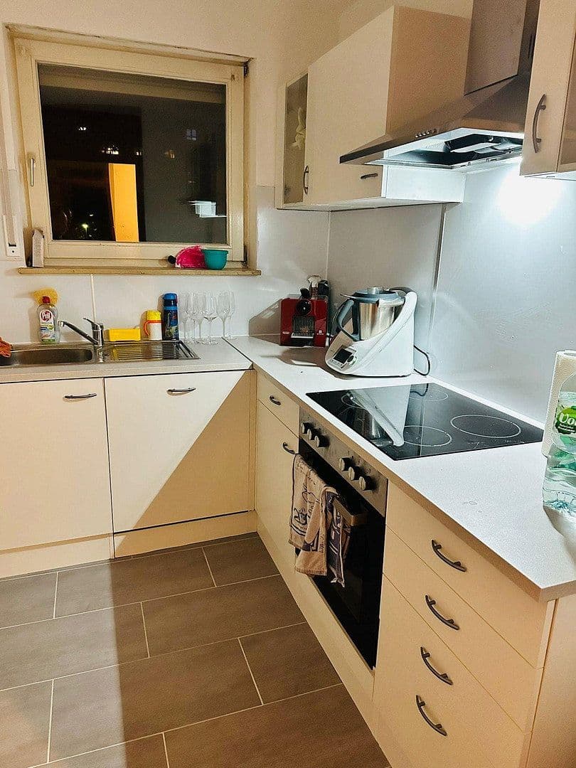 2 bedroom with open-plan kitchen flat to rent, 73 m², Oppenheimer Str. 11, Stuttgart, Baden-Württemberg 2 bedroom with open-plan kitchen flat to rent, 73 m², Oppenheimer Str. 11, Stuttgart, Baden-Württemberg