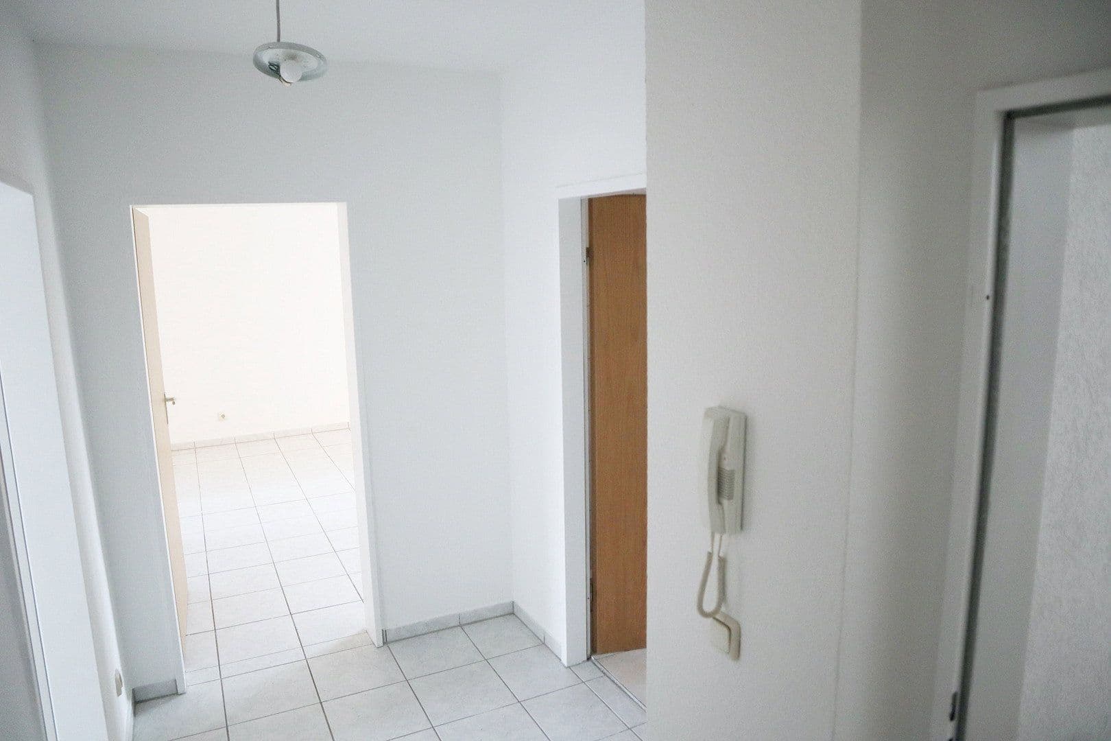 1 bedroom with open-plan kitchen flat to rent, 67 m², Köllmannstraße 7, Essen, North Rhine-Westphalia 1 bedroom with open-plan kitchen flat to rent, 67 m², Köllmannstraße 7, Essen, North Rhine-Westphalia