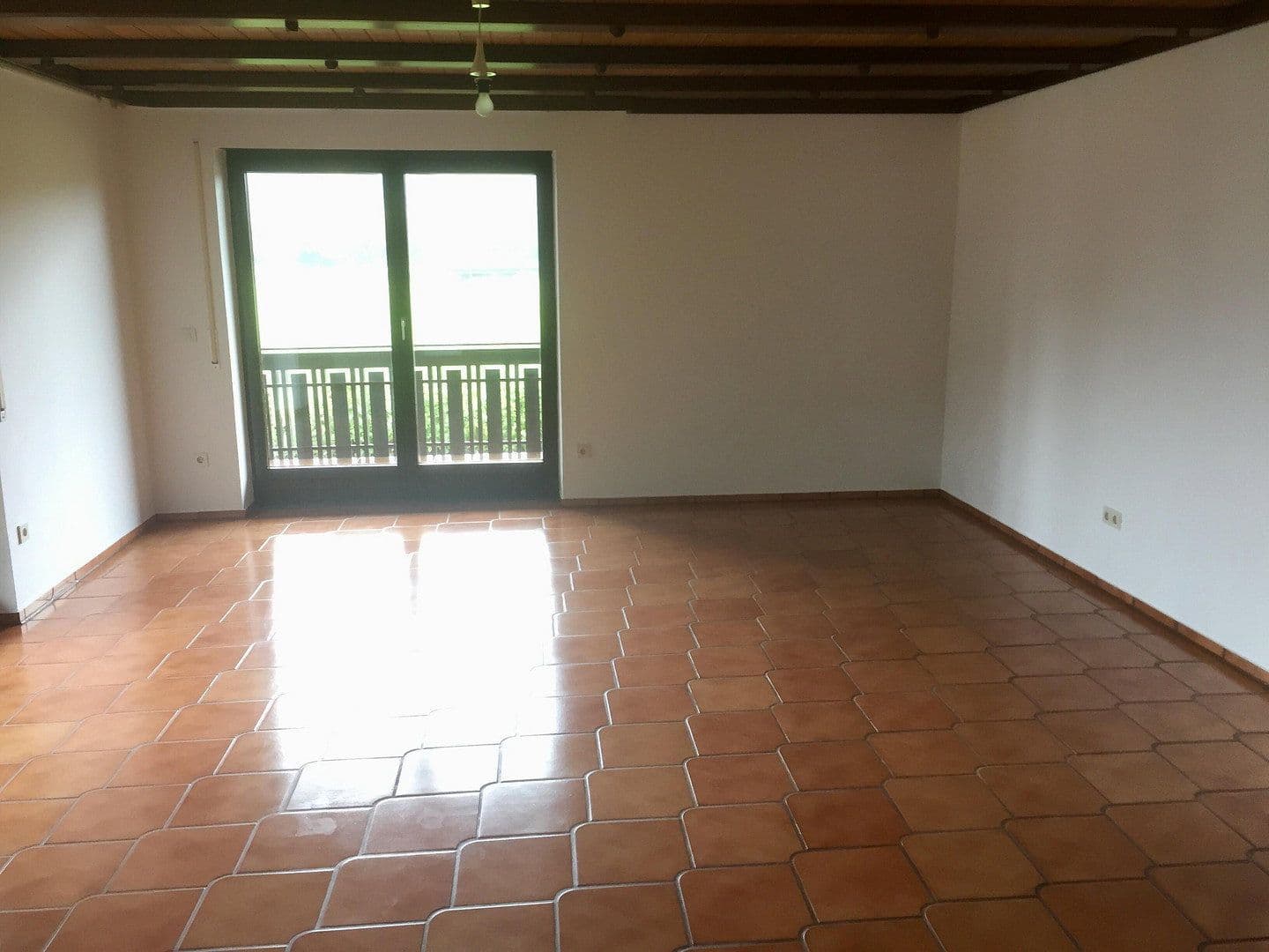 3 bedroom with open-plan kitchen flat to rent, 140 m², Dollnstein OT Obereichstätt, Bavaria 3 bedroom with open-plan kitchen flat to rent, 140 m², Dollnstein OT Obereichstätt, Bavaria