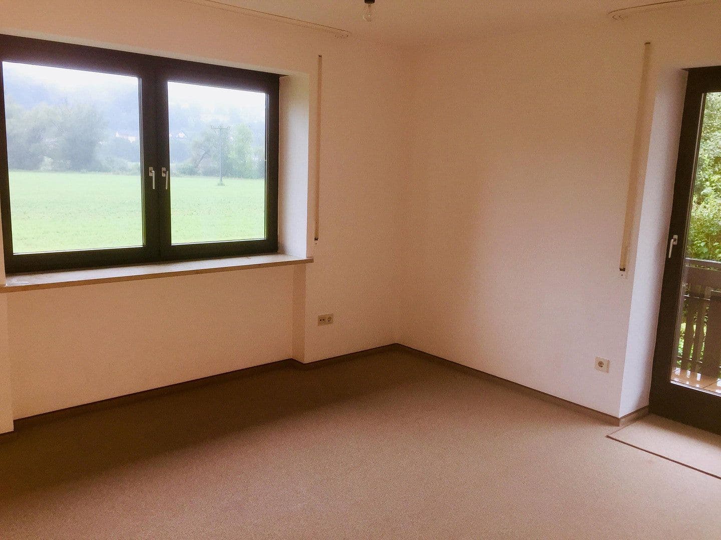 3 bedroom with open-plan kitchen flat to rent, 140 m², Dollnstein OT Obereichstätt, Bavaria 3 bedroom with open-plan kitchen flat to rent, 140 m², Dollnstein OT Obereichstätt, Bavaria