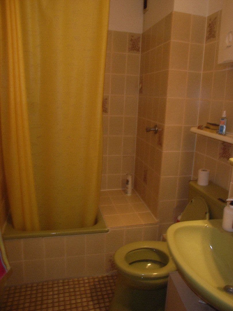 1 bedroom flat to rent, 28 m², Weinberg 8, Wuppertal, North Rhine-Westphalia 1 bedroom flat to rent, 28 m², Weinberg 8, Wuppertal, North Rhine-Westphalia