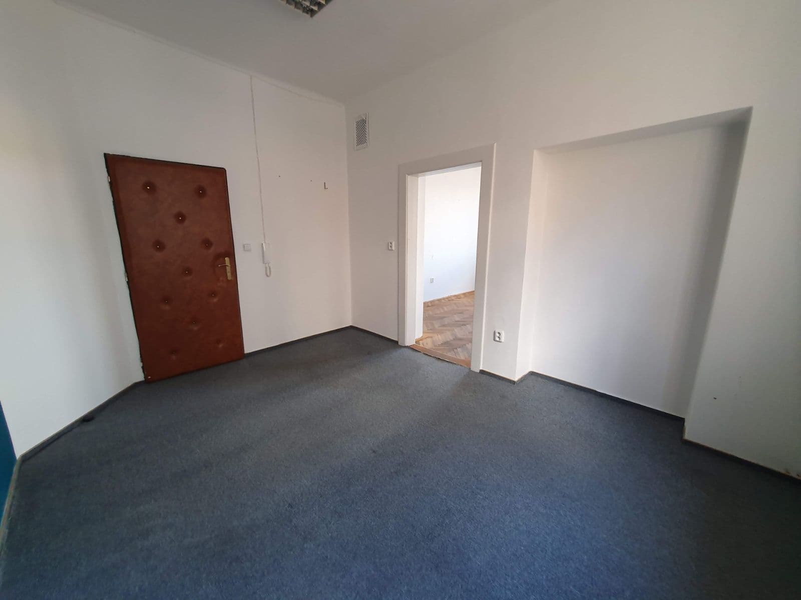 office to rent, 30 m², U Bechyňské dráhy, Tábor, Jihočeský Region office to rent, 30 m², U Bechyňské dráhy, Tábor, Jihočeský Region