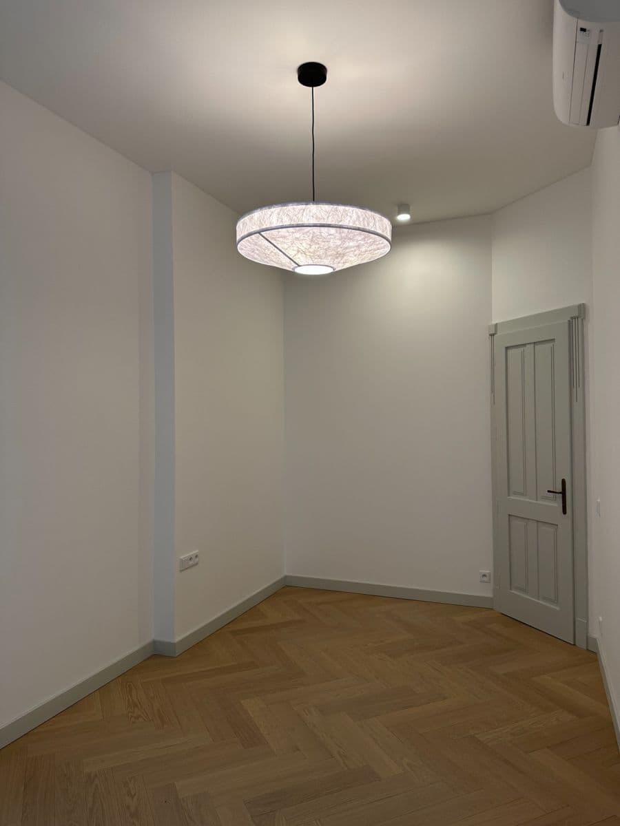 1 bedroom with open-plan kitchen flat to rent, 49 m², Mánesova, Prague, Prague 1 bedroom with open-plan kitchen flat to rent, 49 m², Mánesova, Prague, Prague