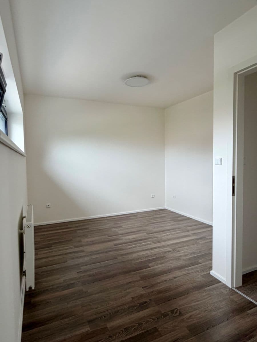 2 bedroom with open-plan kitchen flat to rent, 67 m², Žalanského, Prague, Prague 2 bedroom with open-plan kitchen flat to rent, 67 m², Žalanského, Prague, Prague