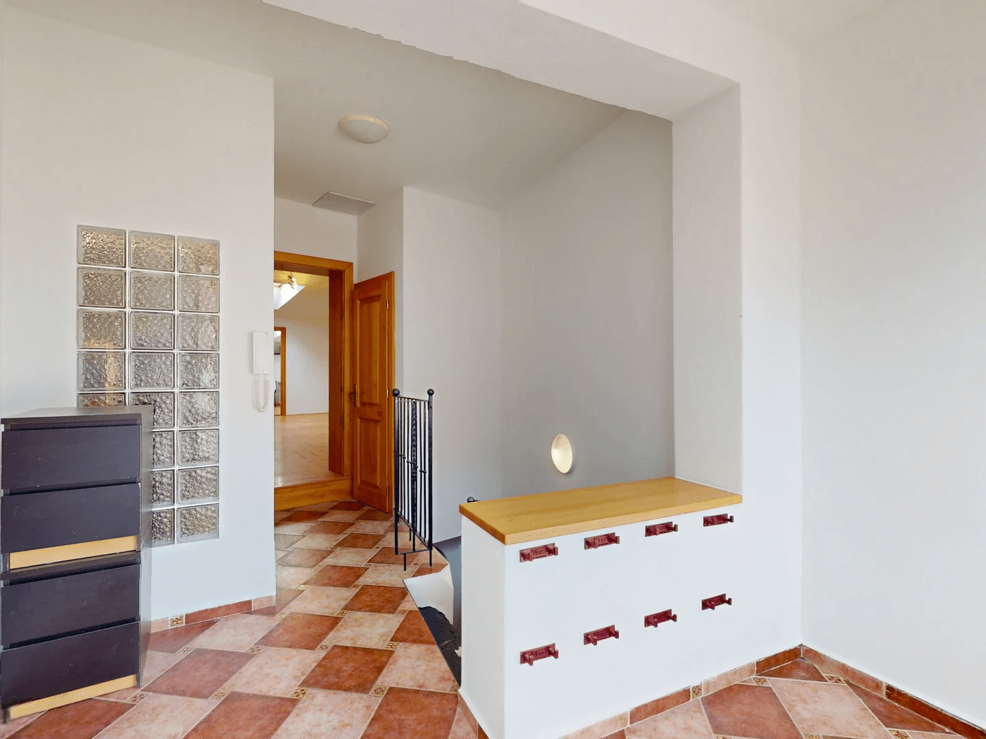 2 bedroom with open-plan kitchen flat to rent, 85 m², Ztracená, Olomouc, Olomoucký Region 2 bedroom with open-plan kitchen flat to rent, 85 m², Ztracená, Olomouc, Olomoucký Region