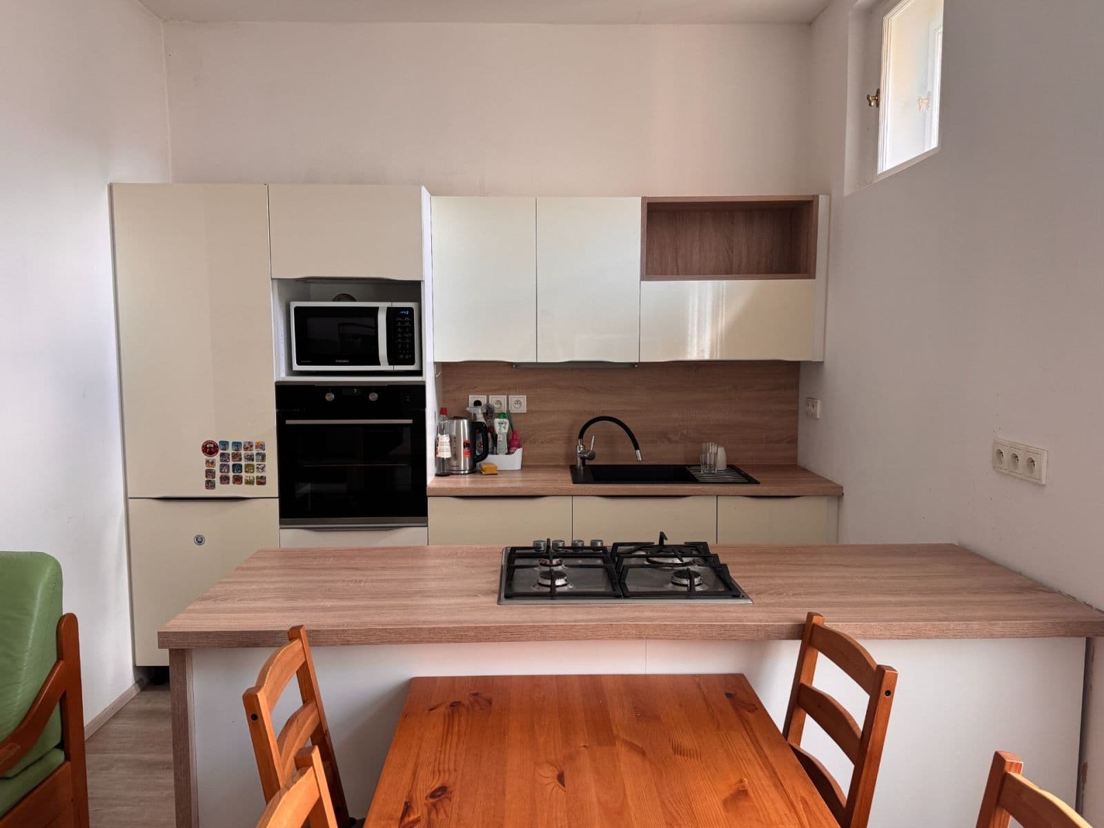 2 bedroom with open-plan kitchen flat to rent, 81 m², Moravská, Prague, Prague 2 bedroom with open-plan kitchen flat to rent, 81 m², Moravská, Prague, Prague