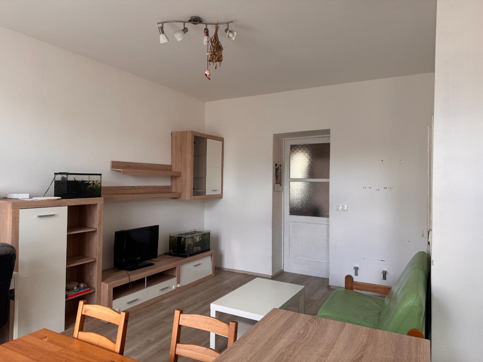 2 bedroom with open-plan kitchen flat to rent, 81 m², Moravská, Prague, Prague 2 bedroom with open-plan kitchen flat to rent, 81 m², Moravská, Prague, Prague
