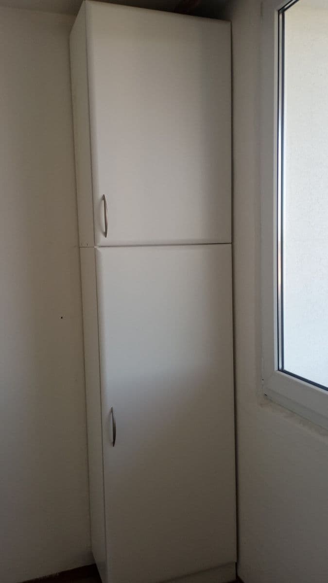Studio flat to rent, 40 m², Holíkova, Jílové u Prahy, Středočeský Region Studio flat to rent, 40 m², Holíkova, Jílové u Prahy, Středočeský Region