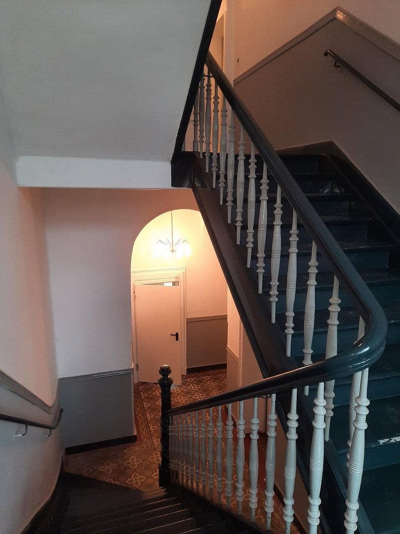3 bedroom with open-plan kitchen flat to rent, 113 m², Bochum, North Rhine-Westphalia 3 bedroom with open-plan kitchen flat to rent, 113 m², Bochum, North Rhine-Westphalia