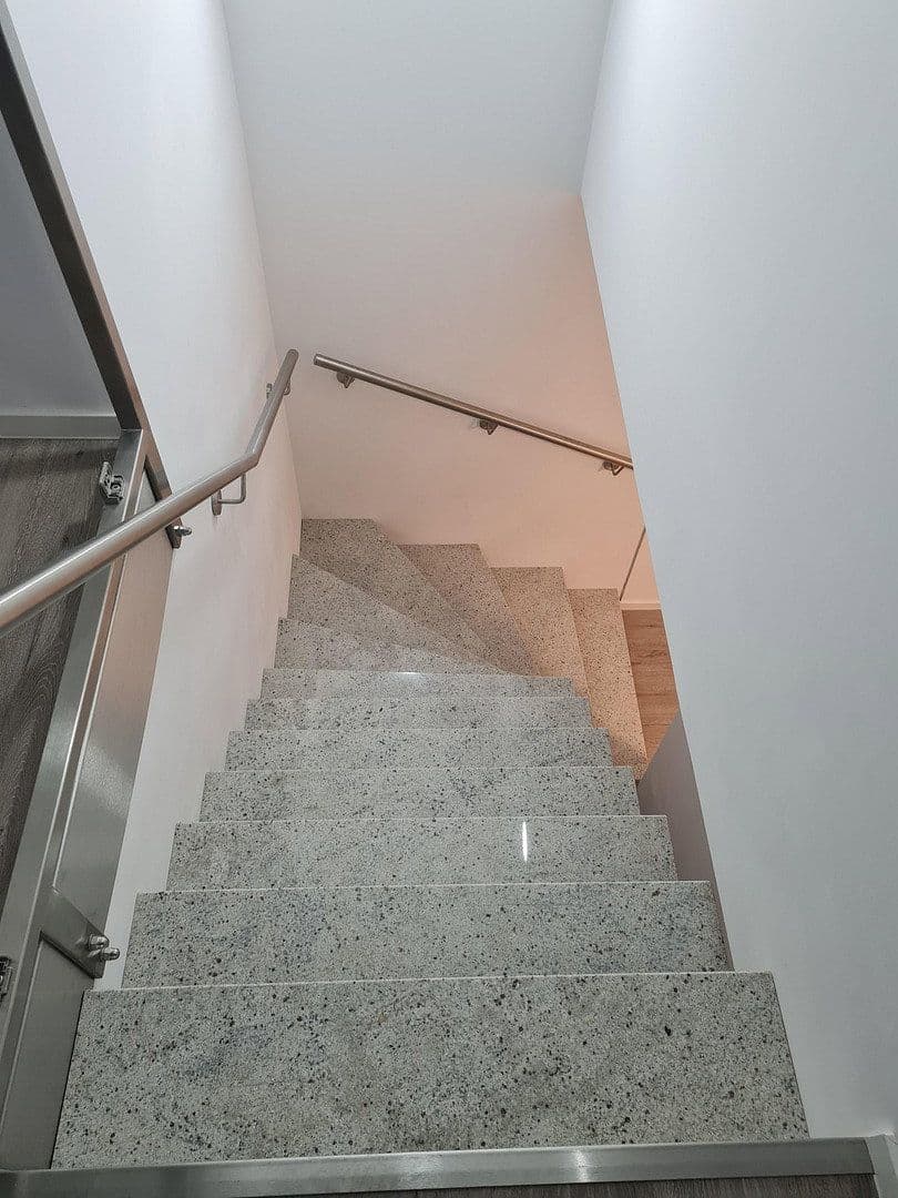 4 bedroom flat to rent, 141 m², Bischofsheim, Hesse 4 bedroom flat to rent, 141 m², Bischofsheim, Hesse
