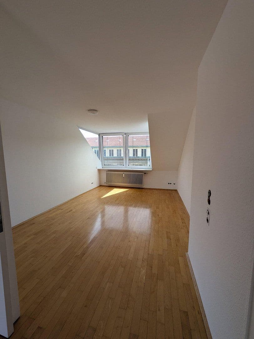 5 bedroom flat to rent, 129 m², Stuttgart West, Baden-Württemberg 5 bedroom flat to rent, 129 m², Stuttgart West, Baden-Württemberg