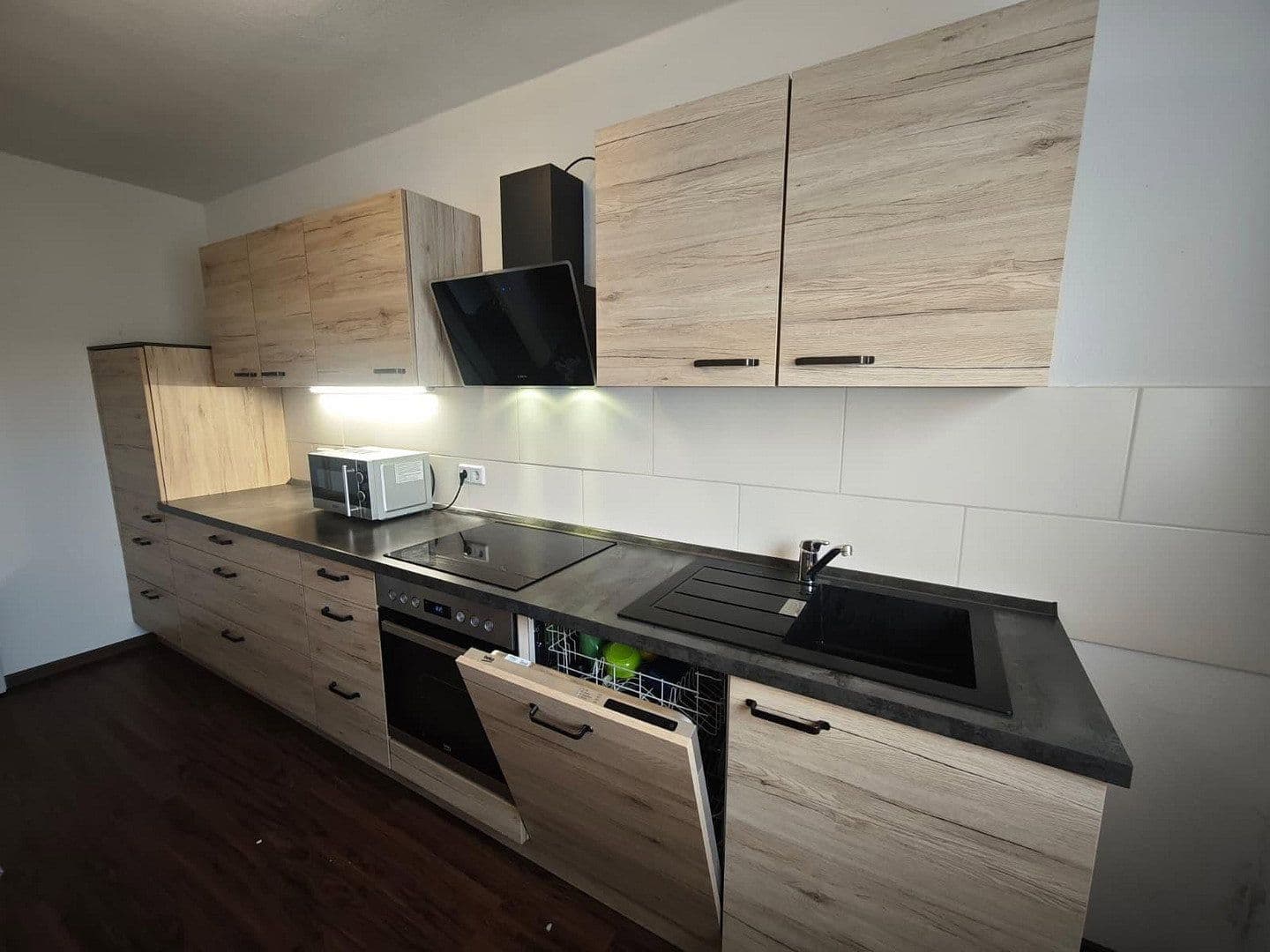 1 bedroom with open-plan kitchen flat to rent, 62 m², Meeraner Weg 28, Remse, Saxony 1 bedroom with open-plan kitchen flat to rent, 62 m², Meeraner Weg 28, Remse, Saxony