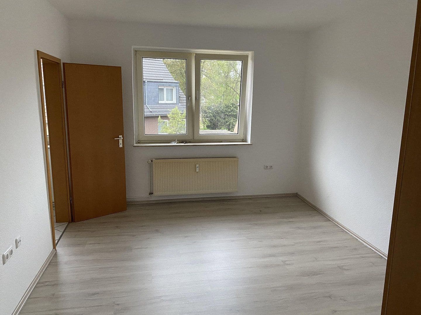 2 bedroom with open-plan kitchen flat to rent, 60 m², Pothmannsweg, Oberhausen, North Rhine-Westphalia 2 bedroom with open-plan kitchen flat to rent, 60 m², Pothmannsweg, Oberhausen, North Rhine-Westphalia