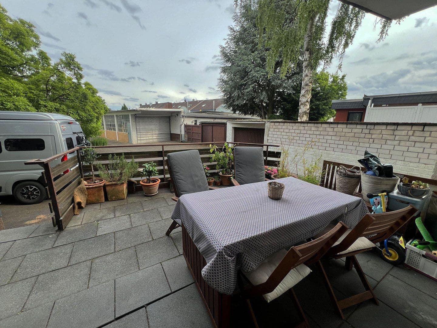 3 bedroom with open-plan kitchen flat to rent, 130 m², Gartenweg 6, Köln, North Rhine-Westphalia 3 bedroom with open-plan kitchen flat to rent, 130 m², Gartenweg 6, Köln, North Rhine-Westphalia