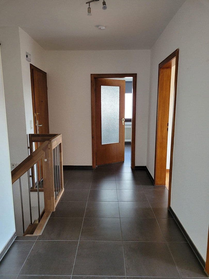 3 bedroom with open-plan kitchen flat to rent, 130 m², Gartenweg 6, Köln, North Rhine-Westphalia 3 bedroom with open-plan kitchen flat to rent, 130 m², Gartenweg 6, Köln, North Rhine-Westphalia