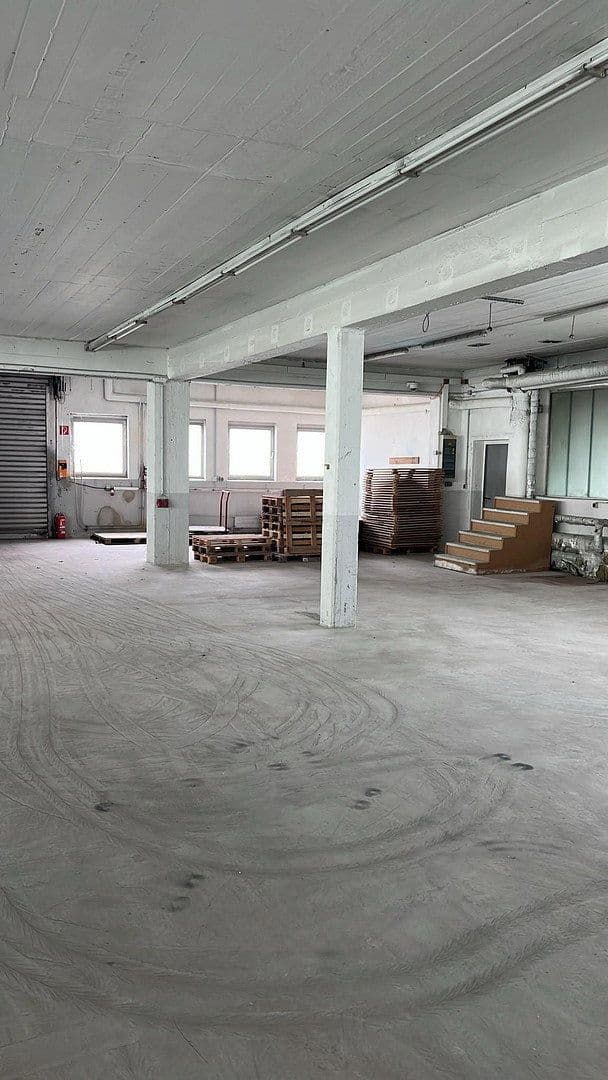 non-residential property to rent, 1,000 m², Weilburg, Hesse non-residential property to rent, 1,000 m², Weilburg, Hesse