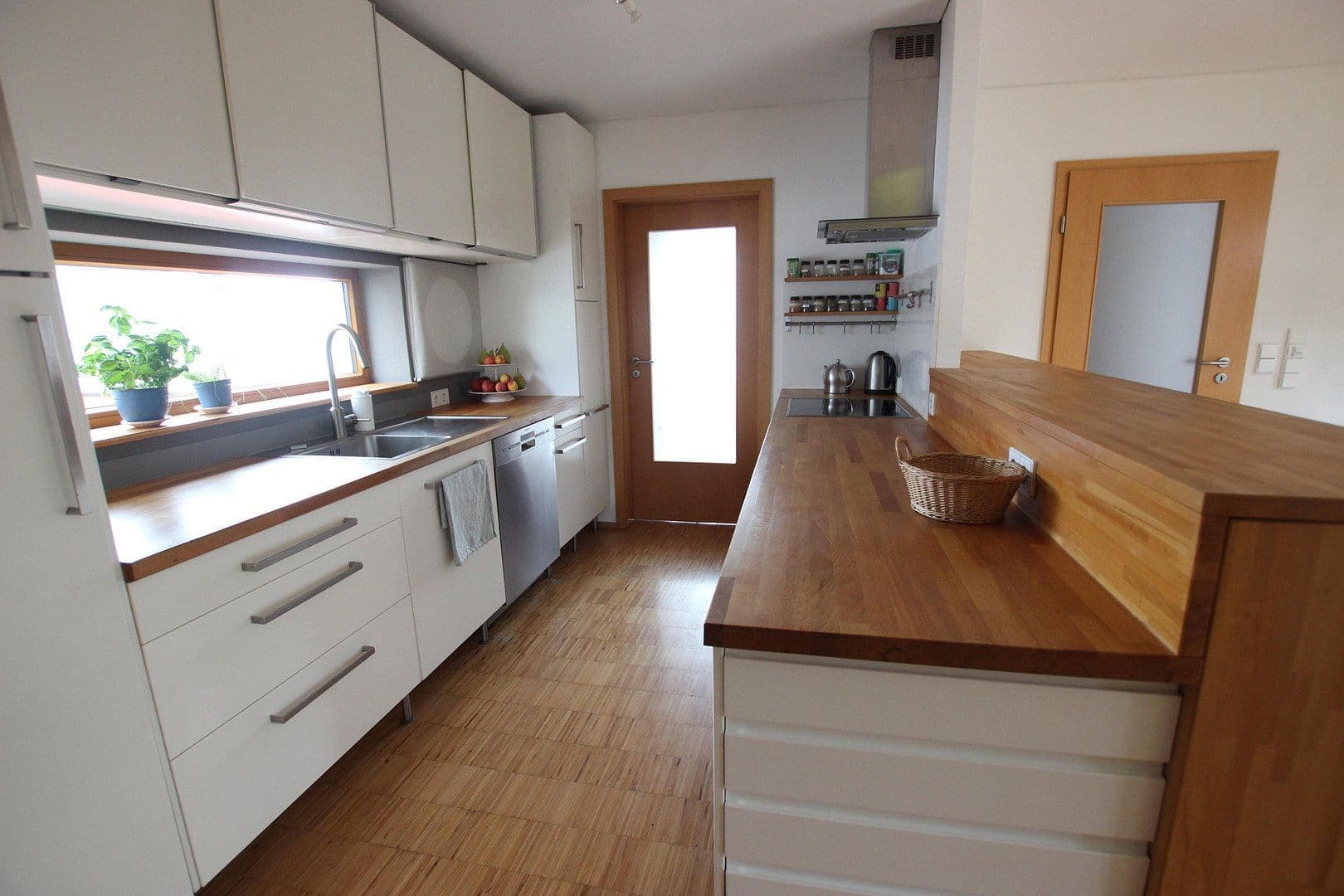 house for sale, 183 m², Nürtingen, Baden-Württemberg house for sale, 183 m², Nürtingen, Baden-Württemberg