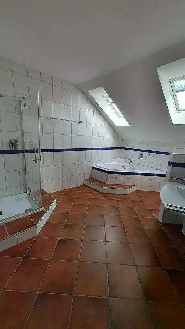 office to rent, 240 m², Nidderau, Hesse office to rent, 240 m², Nidderau, Hesse