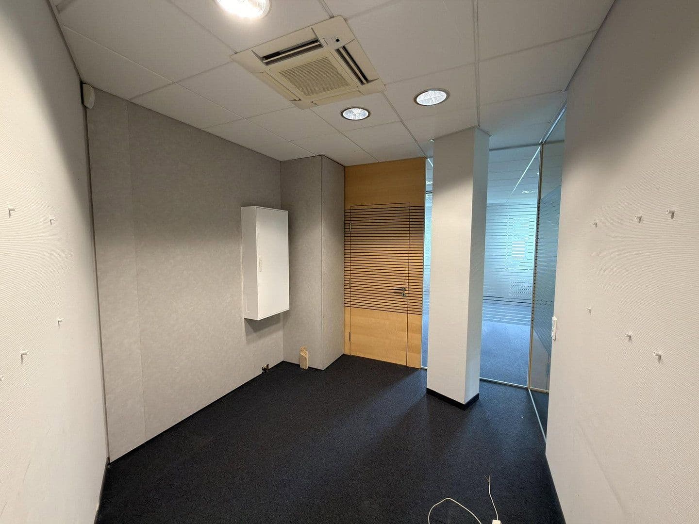 office to rent, 108 m², Am Burger Platz 1, Kirchzarten, Baden-Württemberg office to rent, 108 m², Am Burger Platz 1, Kirchzarten, Baden-Württemberg