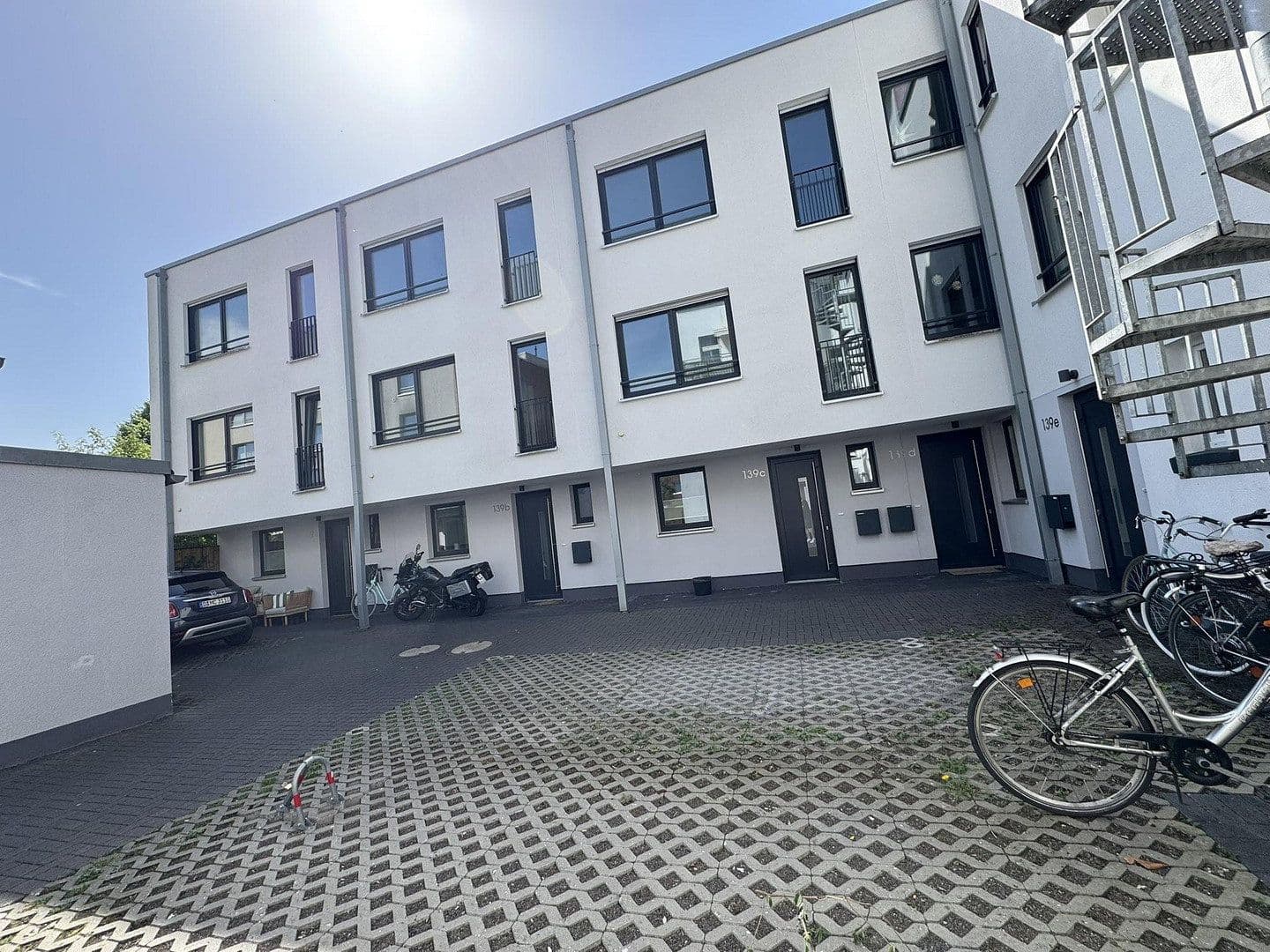 house to rent, 150 m², Düsseldorf, North Rhine-Westphalia house to rent, 150 m², Düsseldorf, North Rhine-Westphalia