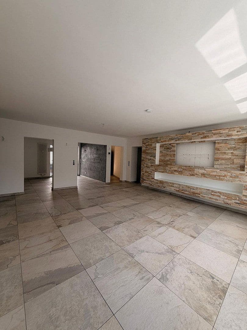 3 bedroom flat to rent, 131 m², Pulheim, North Rhine-Westphalia 3 bedroom flat to rent, 131 m², Pulheim, North Rhine-Westphalia