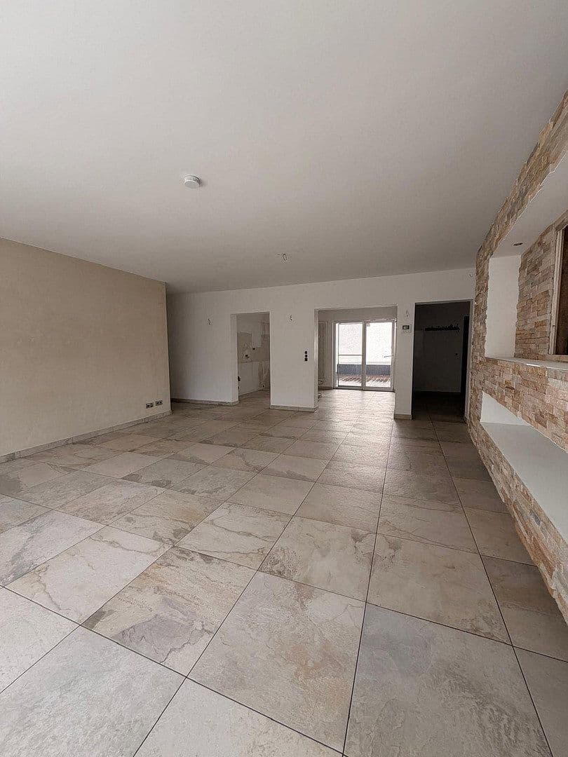 3 bedroom flat to rent, 131 m², Pulheim, North Rhine-Westphalia 3 bedroom flat to rent, 131 m², Pulheim, North Rhine-Westphalia