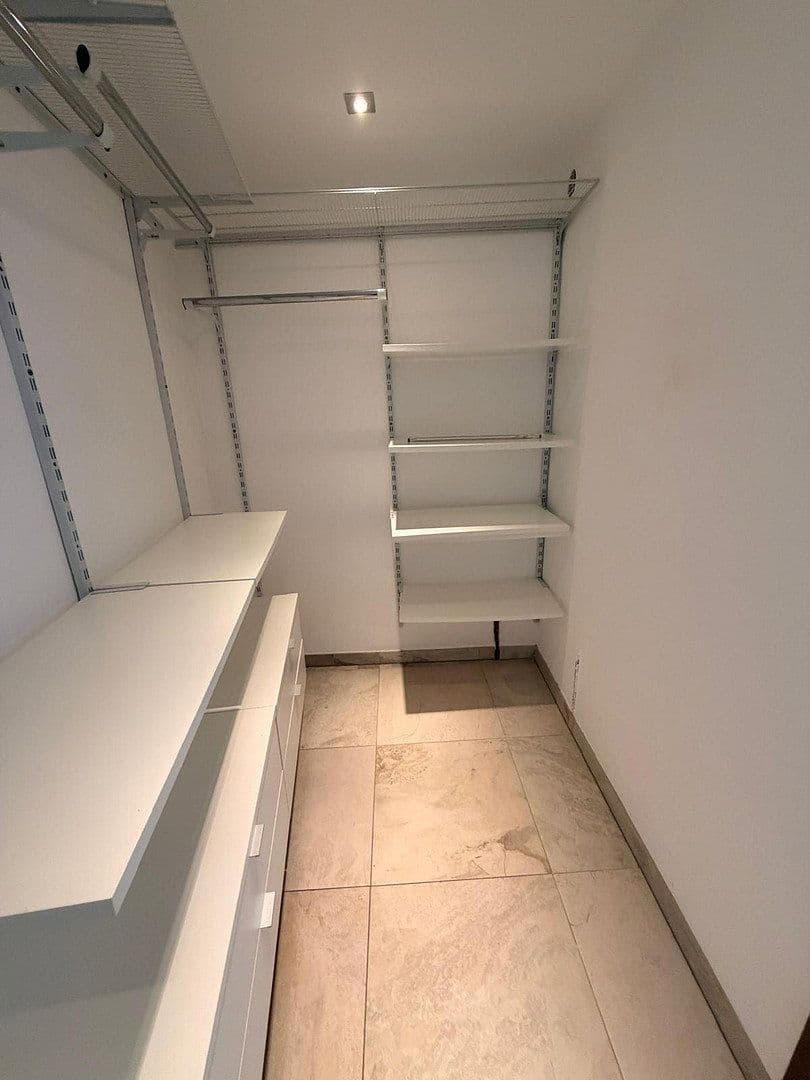 3 bedroom flat to rent, 131 m², Pulheim, North Rhine-Westphalia 3 bedroom flat to rent, 131 m², Pulheim, North Rhine-Westphalia