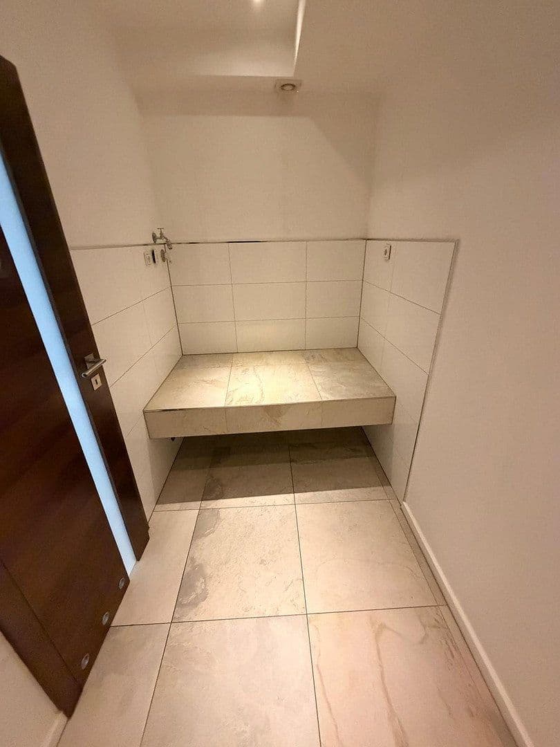 3 bedroom flat to rent, 131 m², Pulheim, North Rhine-Westphalia 3 bedroom flat to rent, 131 m², Pulheim, North Rhine-Westphalia
