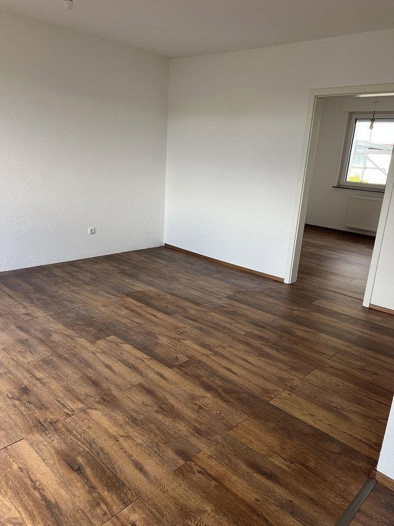 2 bedroom with open-plan kitchen flat to rent, 105 m², v.d. Leyenstr. 18, Nickenich, Rhineland-Palatinate 2 bedroom with open-plan kitchen flat to rent, 105 m², v.d. Leyenstr. 18, Nickenich, Rhineland-Palatinate