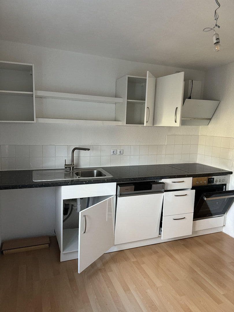 1 bedroom with open-plan kitchen flat to rent, 49 m², Roggenbachstraße 2, Villingen-Schwenningen, Baden-Württemberg 1 bedroom with open-plan kitchen flat to rent, 49 m², Roggenbachstraße 2, Villingen-Schwenningen, Baden-Württemberg