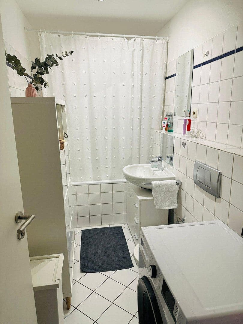 3 bedroom flat to rent, 68 m², Bitterstraße 24, Köln, North Rhine-Westphalia 3 bedroom flat to rent, 68 m², Bitterstraße 24, Köln, North Rhine-Westphalia