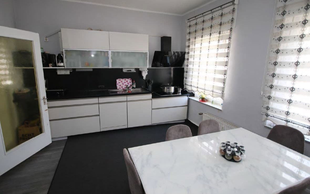 3 bedroom flat to rent, 76 m², Viktoriastr.27, Duisburg, North Rhine-Westphalia 3 bedroom flat to rent, 76 m², Viktoriastr.27, Duisburg, North Rhine-Westphalia