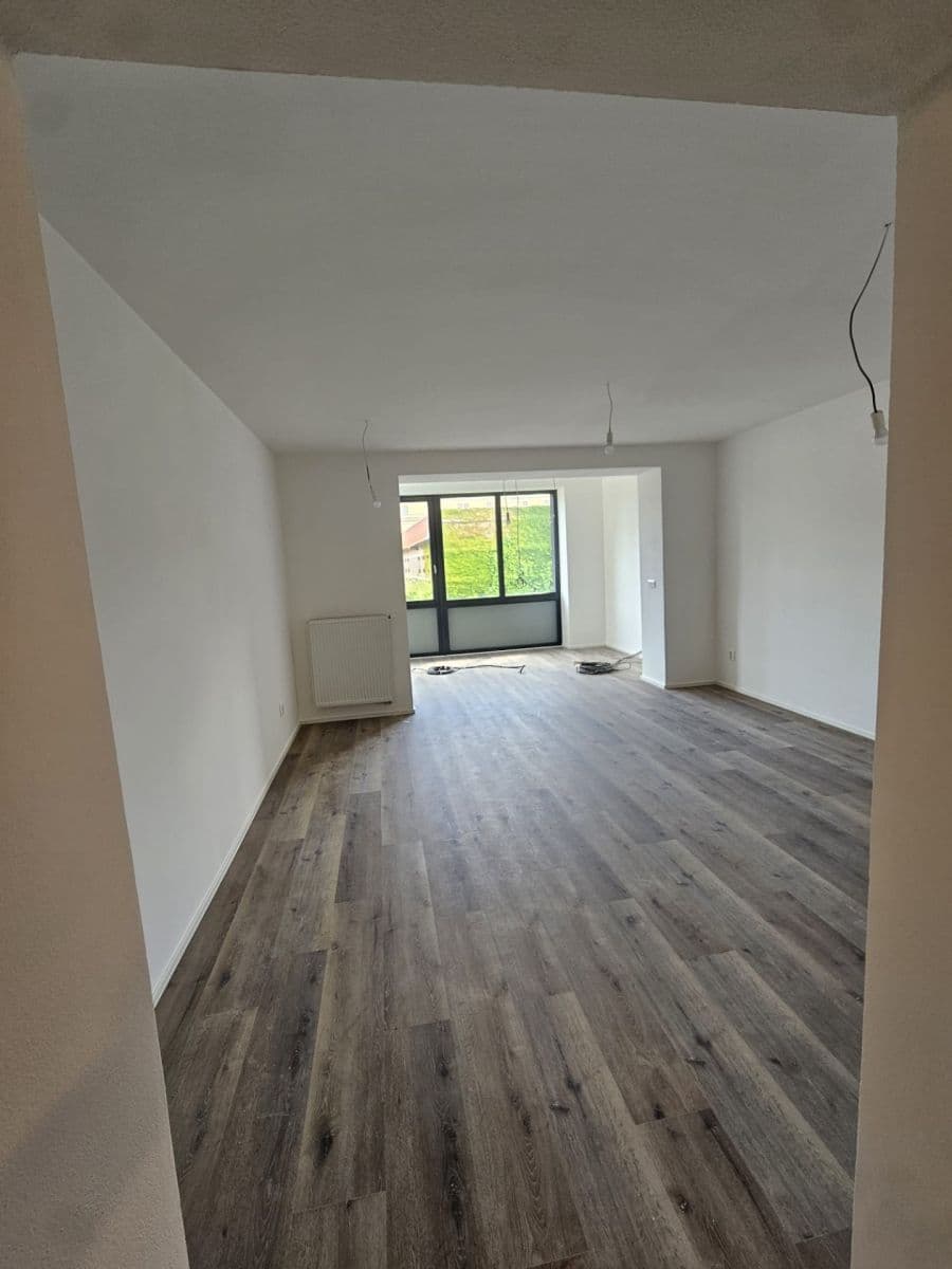 1 bedroom with open-plan kitchen flat to rent, 67 m², Dobrovského, Olomouc, Olomoucký Region 1 bedroom with open-plan kitchen flat to rent, 67 m², Dobrovského, Olomouc, Olomoucký Region
