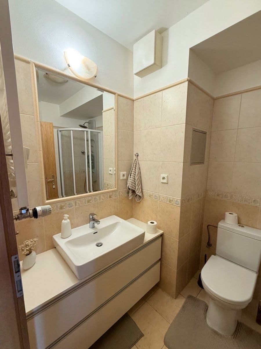 Studio flat to rent, 35 m², Nad Šestikopy, Prague, Prague Studio flat to rent, 35 m², Nad Šestikopy, Prague, Prague