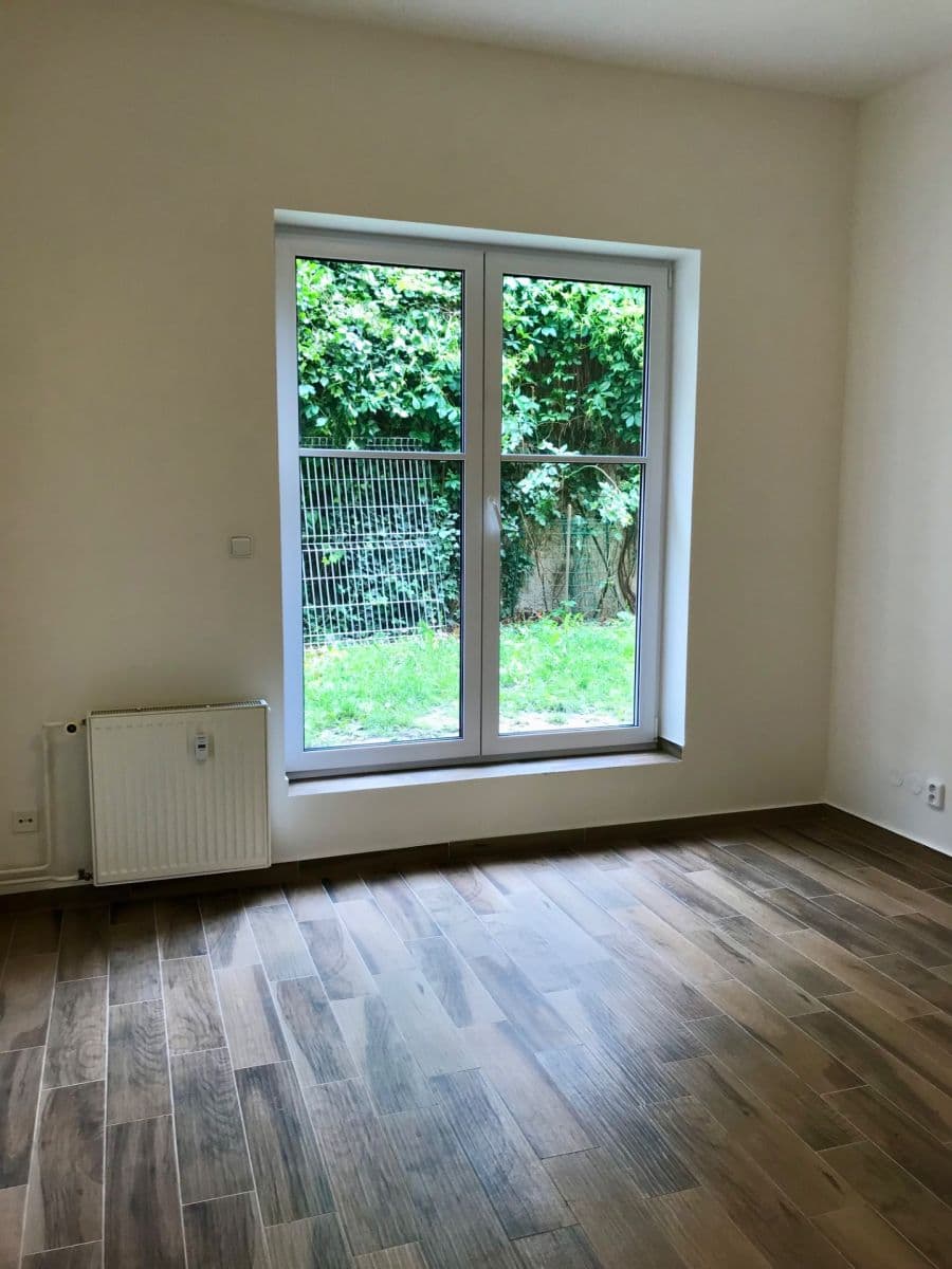 1 bedroom with open-plan kitchen flat to rent, 43 m², Krymská, Prague, Prague 1 bedroom with open-plan kitchen flat to rent, 43 m², Krymská, Prague, Prague