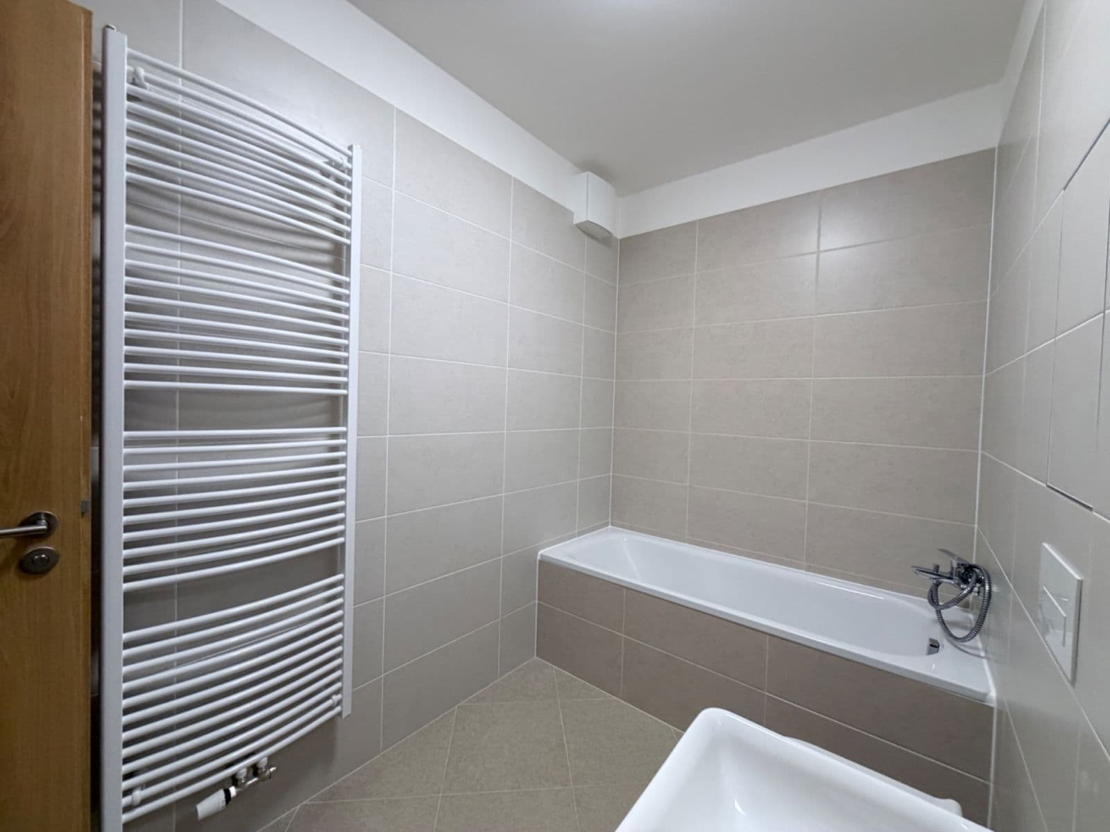 Studio flat to rent, 38 m², Nádražní, Kralupy nad Vltavou, Středočeský Region Studio flat to rent, 38 m², Nádražní, Kralupy nad Vltavou, Středočeský Region