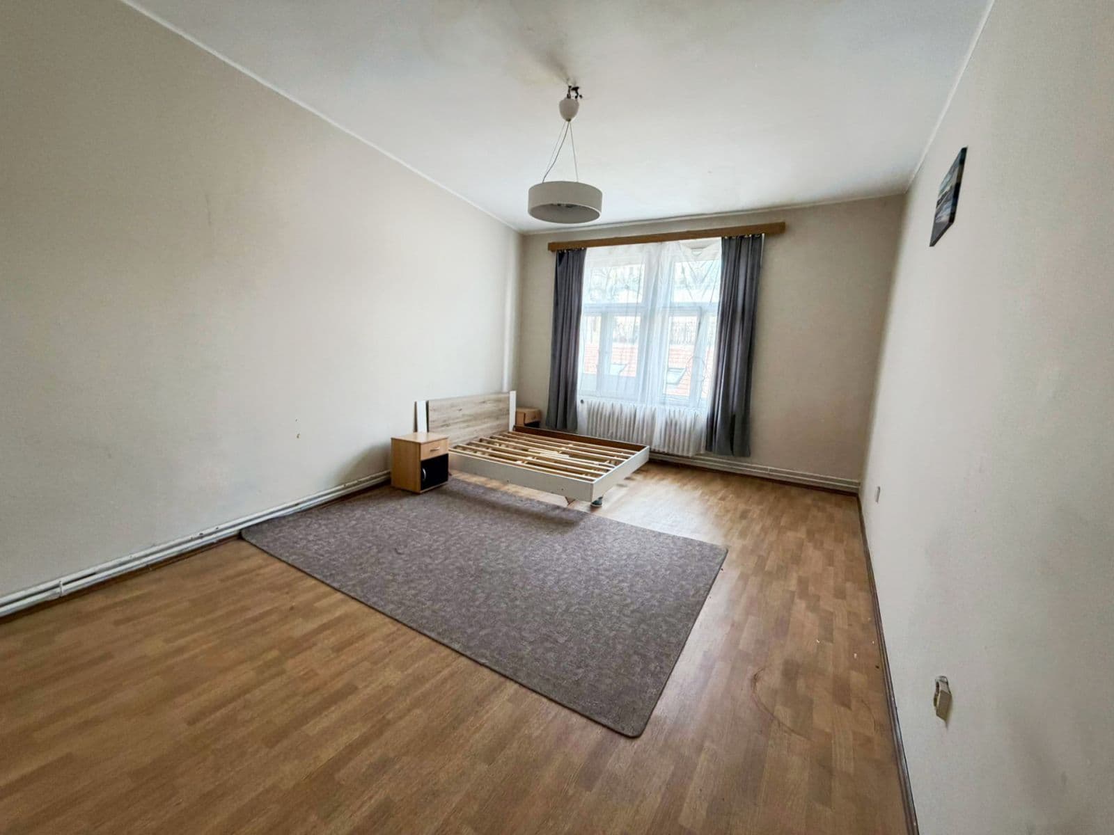 2 bedroom with open-plan kitchen flat to rent, 84 m², Krymská, Prague, Prague 2 bedroom with open-plan kitchen flat to rent, 84 m², Krymská, Prague, Prague