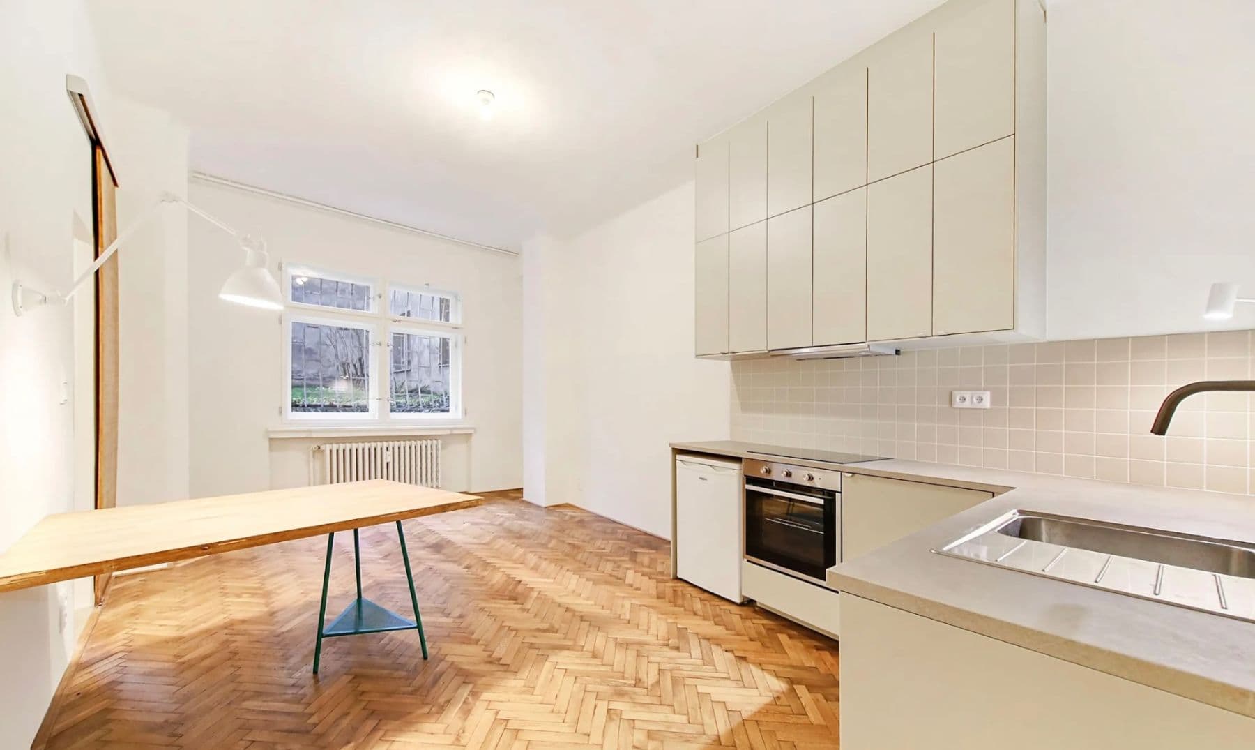 1 bedroom with open-plan kitchen flat to rent, 43 m², Plzeňská, Prague, Prague 1 bedroom with open-plan kitchen flat to rent, 43 m², Plzeňská, Prague, Prague