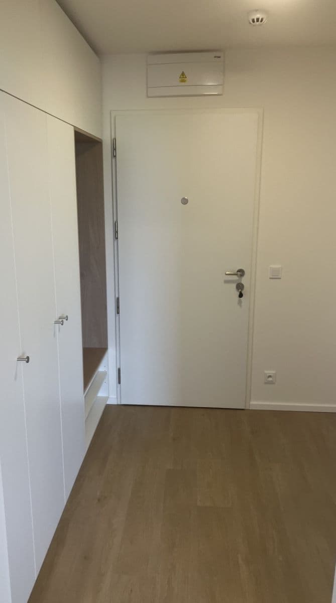 Studio flat to rent, 44 m², U Golfu, Prague, Prague Studio flat to rent, 44 m², U Golfu, Prague, Prague