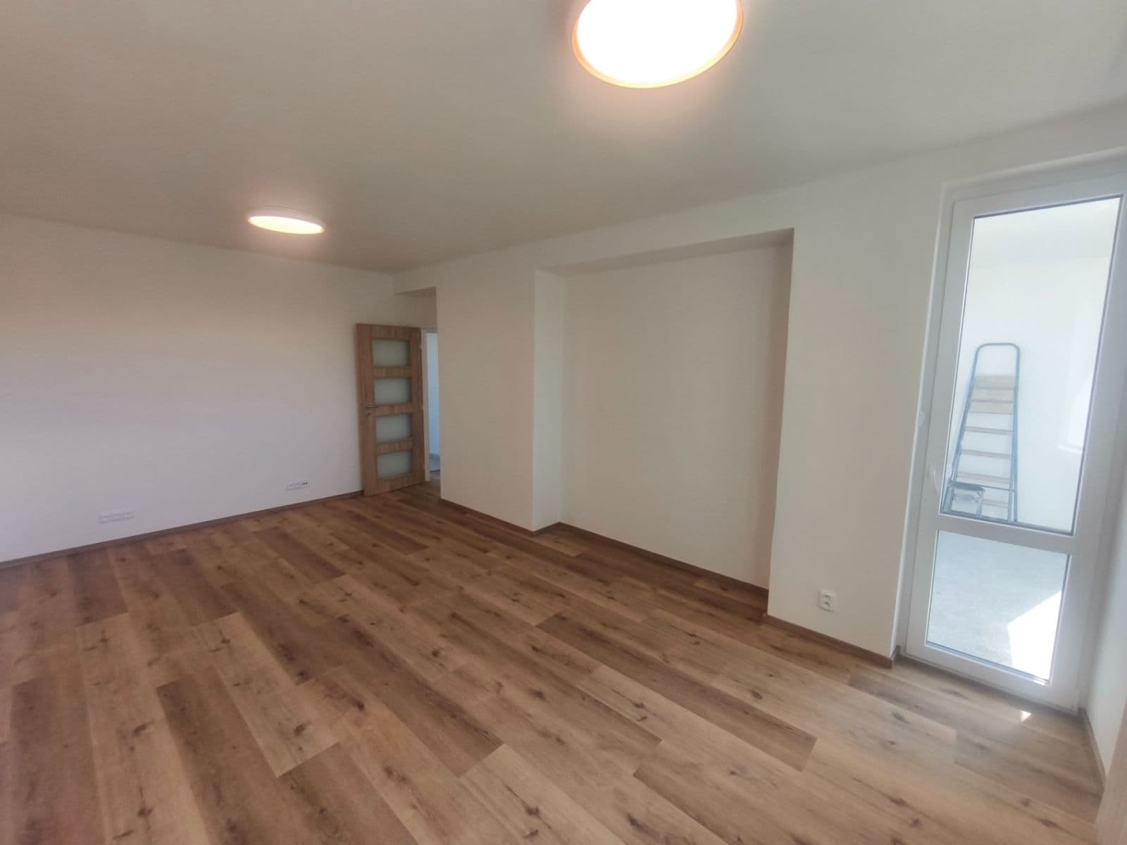 3 bedroom flat to rent, 67 m², Sídliště Ⅰ, Kamenice, Středočeský Region 3 bedroom flat to rent, 67 m², Sídliště Ⅰ, Kamenice, Středočeský Region