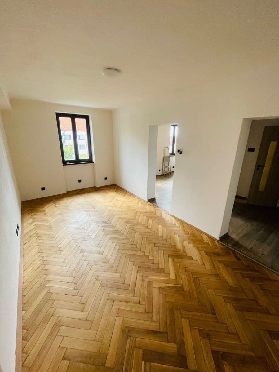 2 bedroom flat to rent, 63 m², Komenského, Písek, Jihočeský Region 2 bedroom flat to rent, 63 m², Komenského, Písek, Jihočeský Region