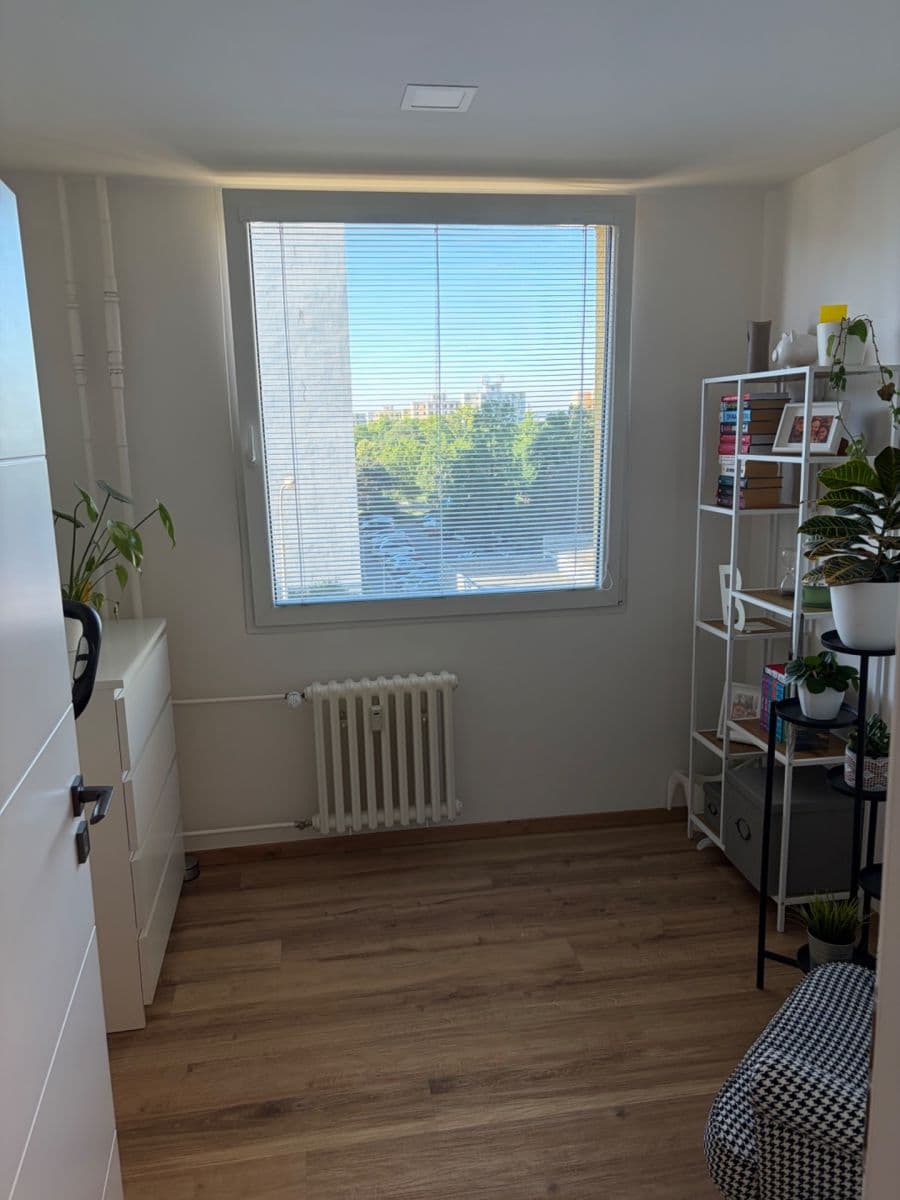 2 bedroom with open-plan kitchen flat to rent, 61 m², Feřtekova, Prague, Prague 2 bedroom with open-plan kitchen flat to rent, 61 m², Feřtekova, Prague, Prague