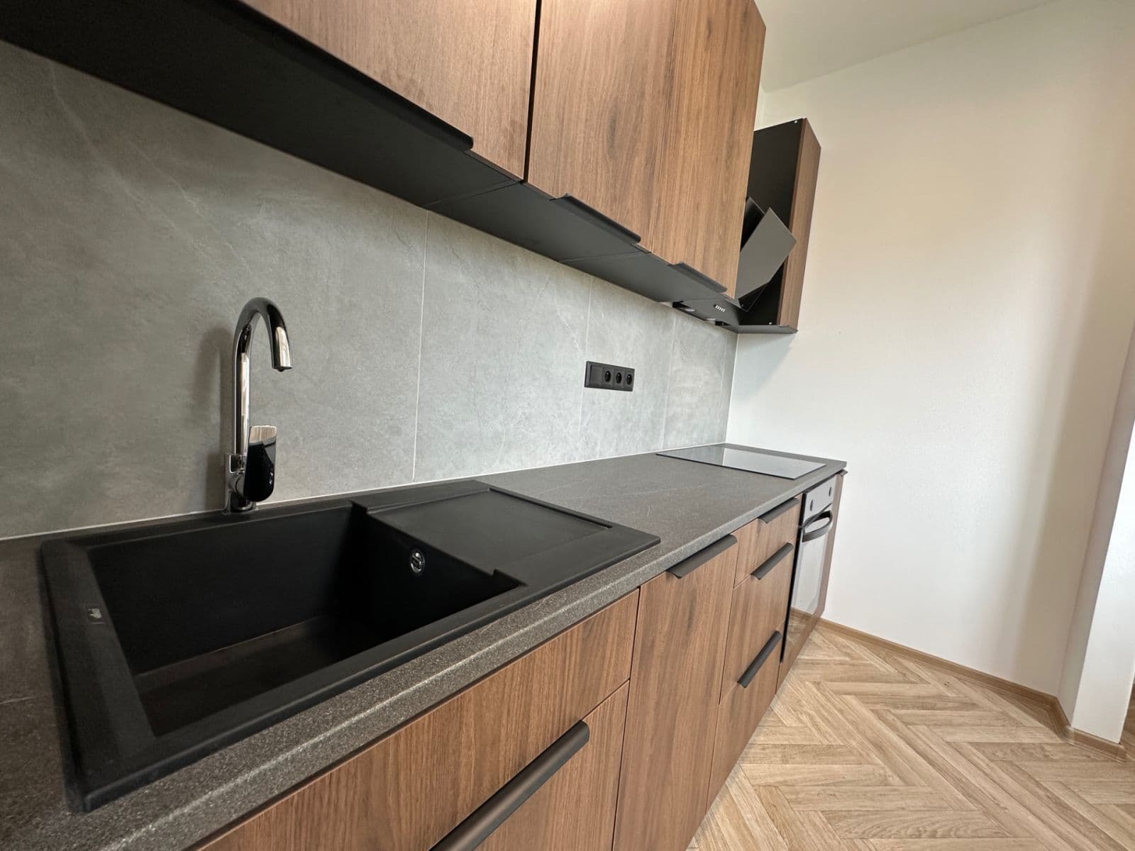 1 bedroom with open-plan kitchen flat to rent, 56 m², Sídliště Pražská, Havlíčkův Brod, Vysočina Region 1 bedroom with open-plan kitchen flat to rent, 56 m², Sídliště Pražská, Havlíčkův Brod, Vysočina Region